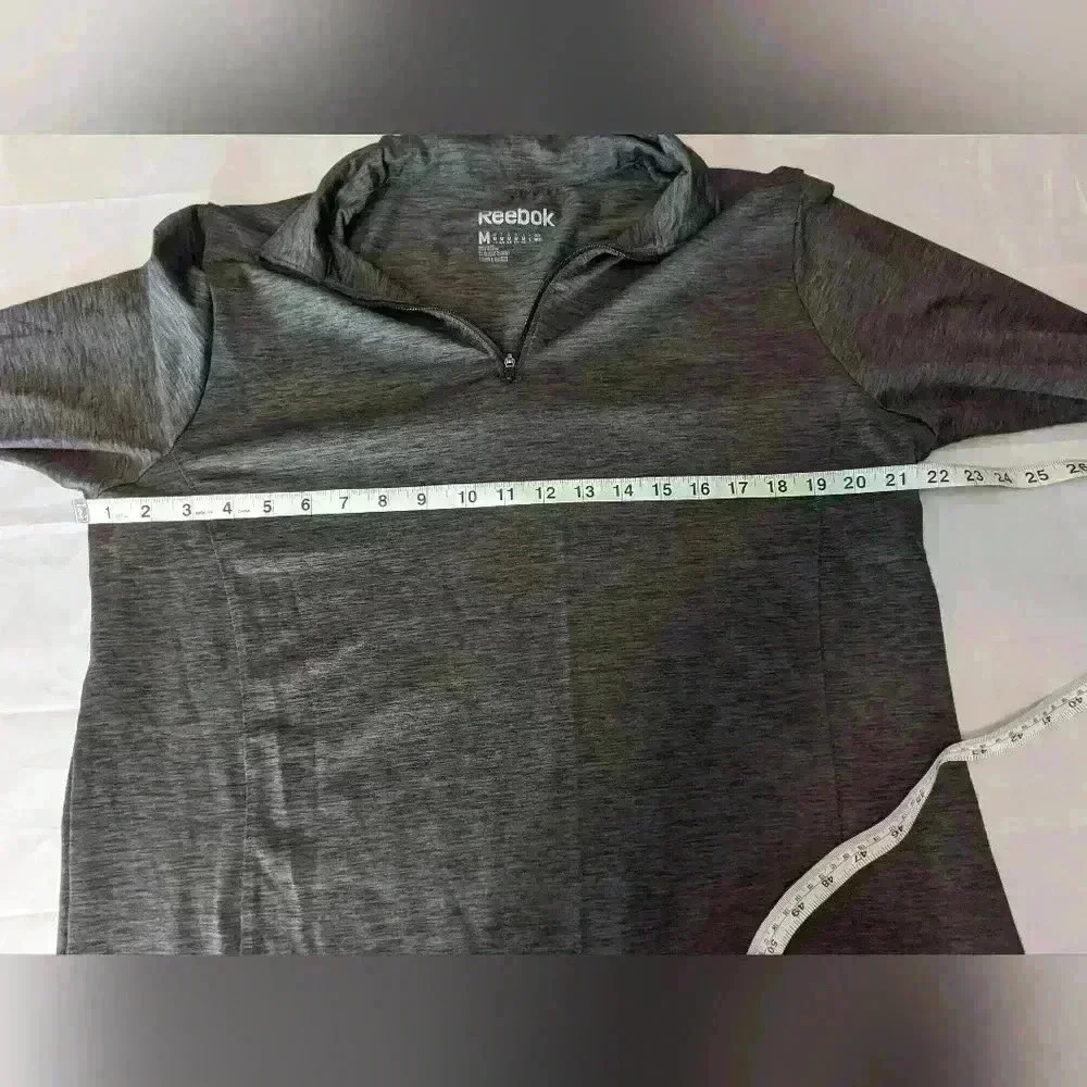 Reebok Men's Medium Mock Neck Charcoal Gray Small Zip Thumb Hole pullover - Picture 6 of 9